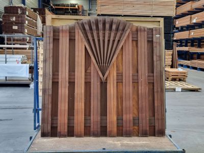 OP=OP Tuinscherm hardhout gesch met rasterwerk en toog 180cm