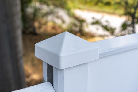 Beton Afdekpet Piramide 14,5x14,5cm Wit/Grijs Hoekmodel